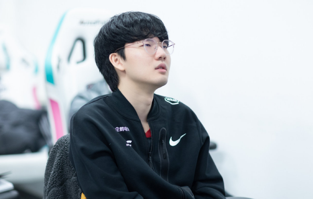 DK横扫IG,Viper操刀奇招英雄翻盘宿敌对决半决赛,点燃全场激情 DK横扫IG,Viper操刀奇招英雄翻盘宿敌对决半决赛,点燃全场激情