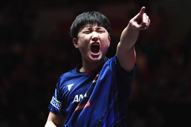 奥地利队横扫英格兰队，张本智和关键制胜