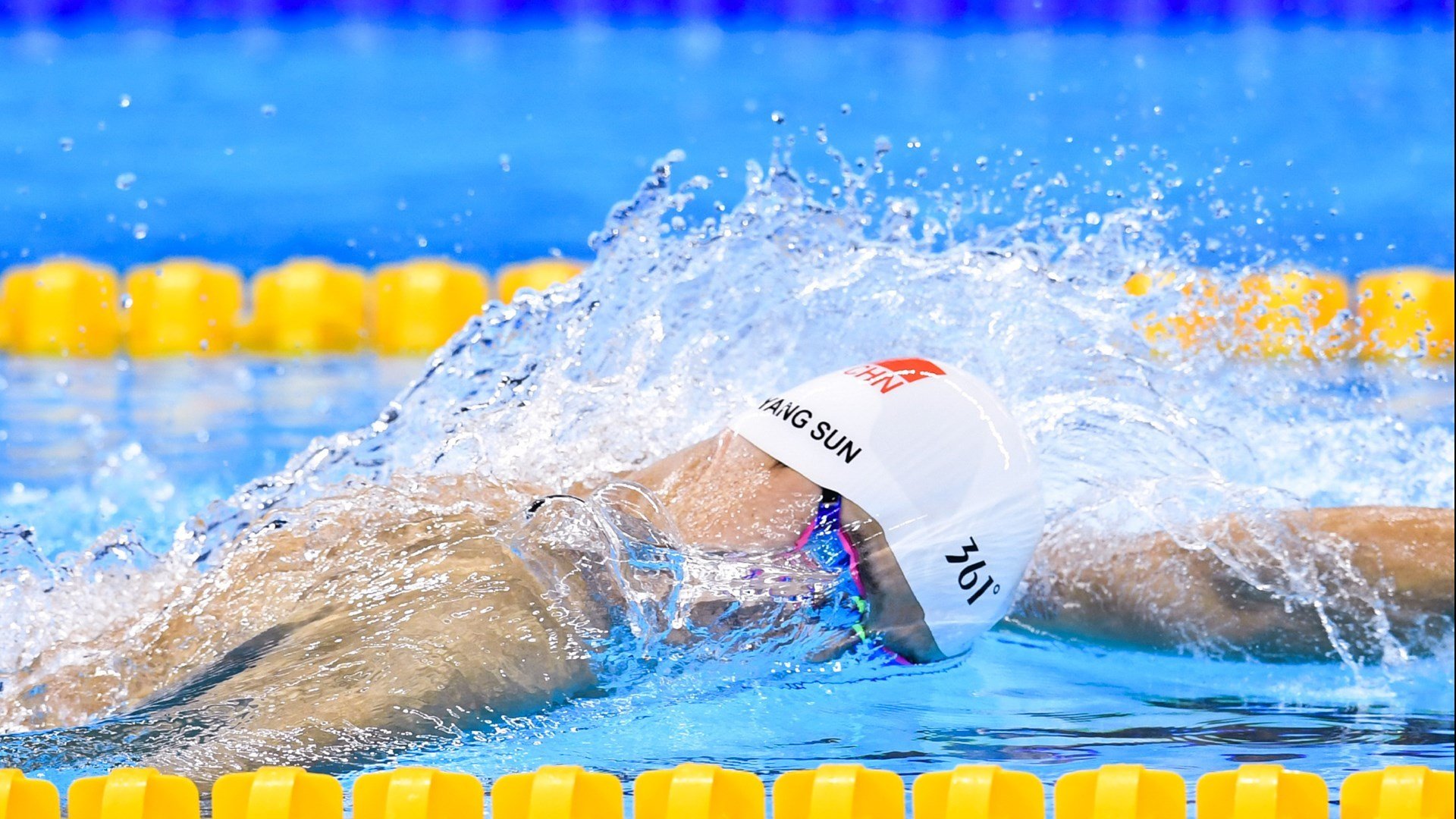 绿茵场上的北欧风暴，马丁内利如何用35分钟终结南美高原神话？