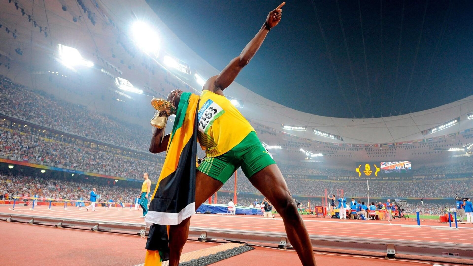 开云-惊艳伯纳乌！迪亚斯一剑封喉老东家，他让整个西班牙沉默