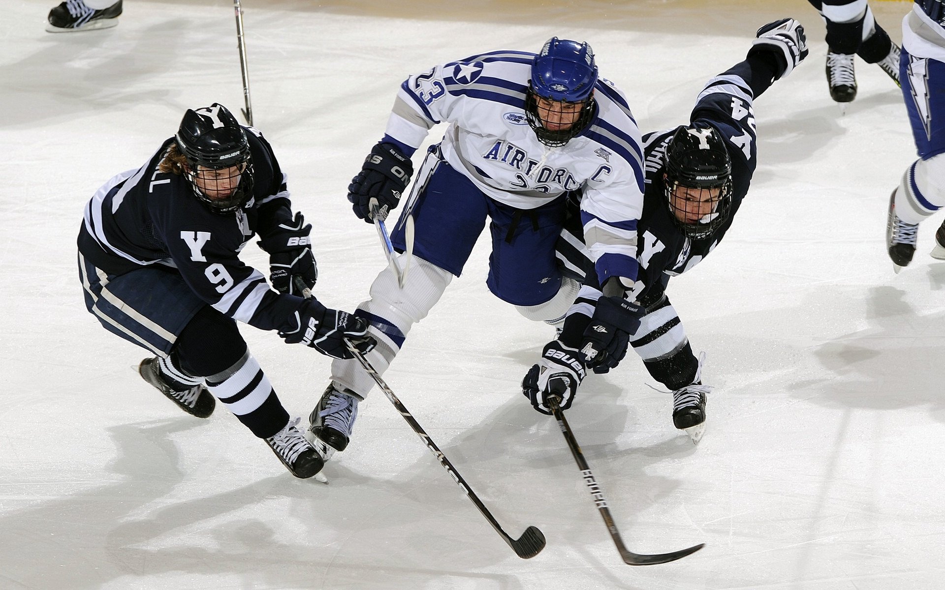 库里末节19分天神下凡！勇士绝境翻盘步行者，西部排名战杀出窒息感